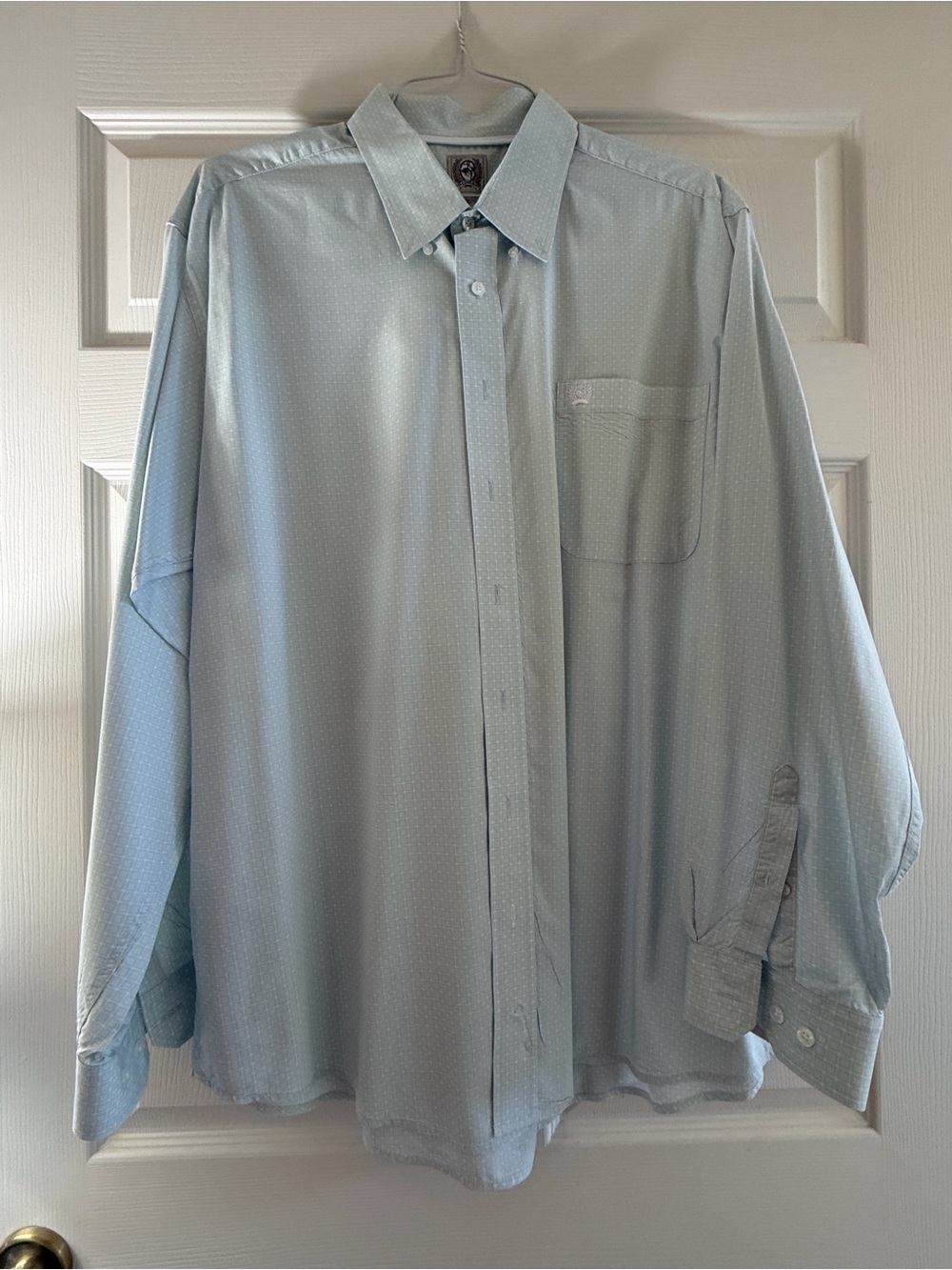 Cinch Men's Pale Blue Dress Shirt with Subtle Pattern